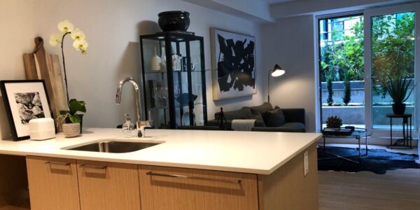 Contemporary 1 bed/1bath with a large balcony in the West End