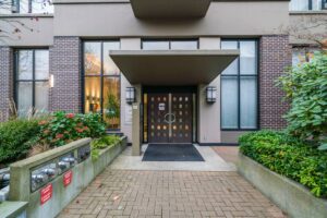 Coal Harbour apartment complex