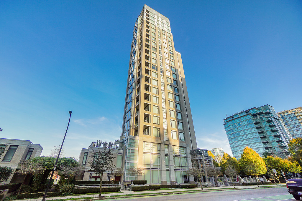 bedroom bath rental condo in Stanley Park ()