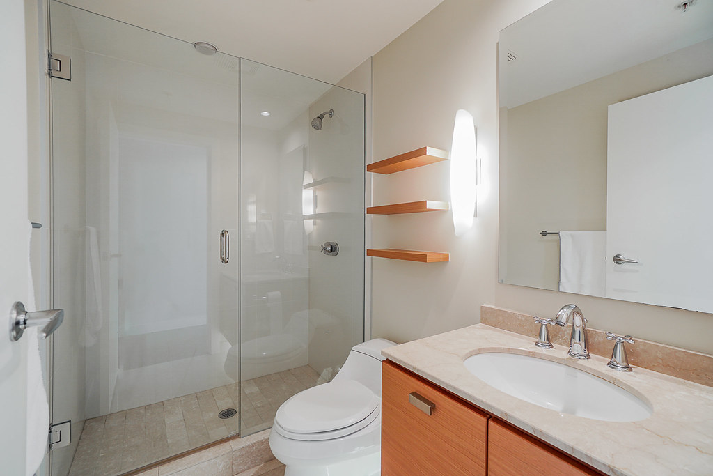 bedroom bath rental condo in Stanley Park ()