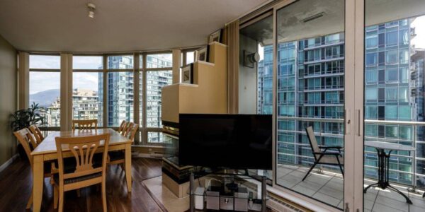 3 Bedroom, 2 Bathroom at the Palisades on Alberni