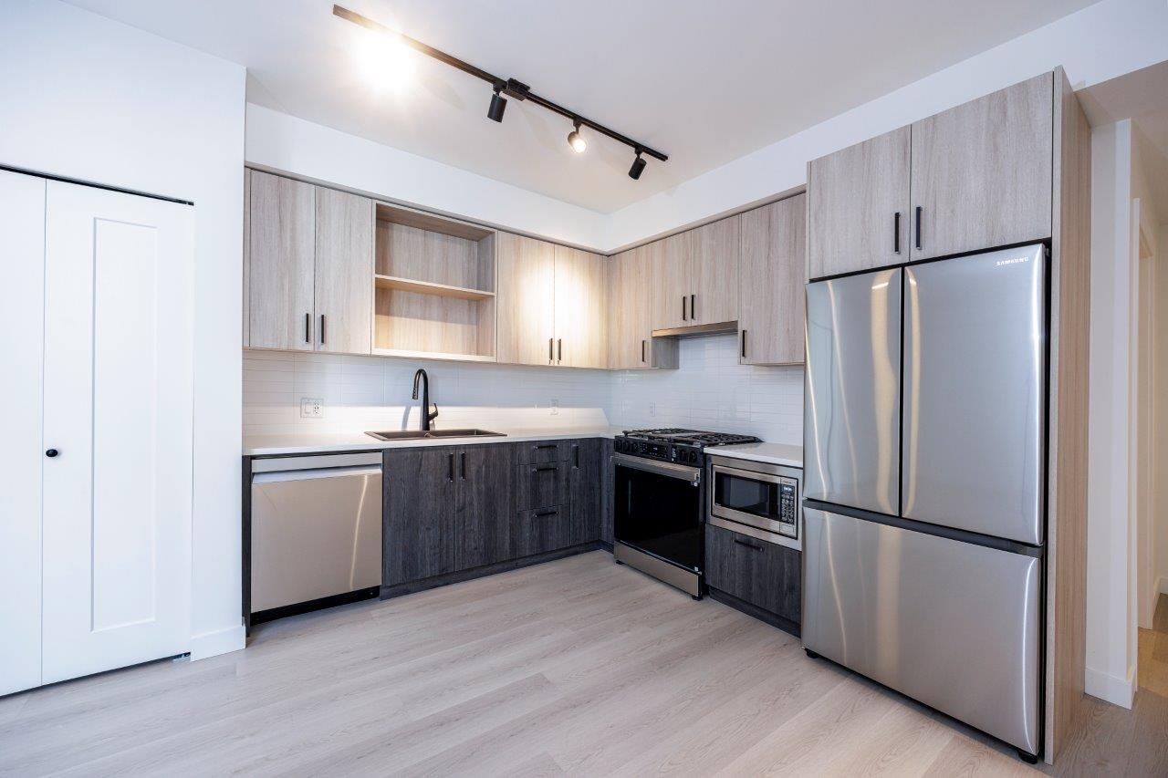 bedroom bathroom condo for rent in Port Moody ()