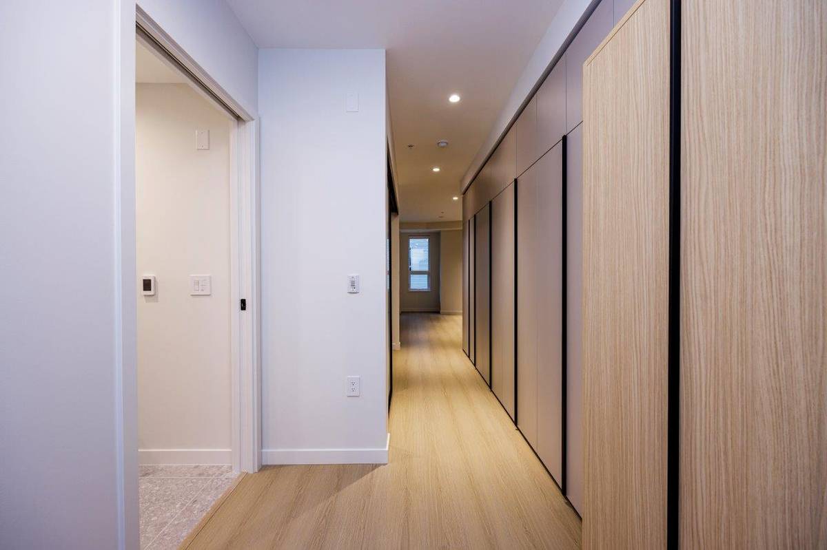 bedroom condo for rent in Port Moody ()