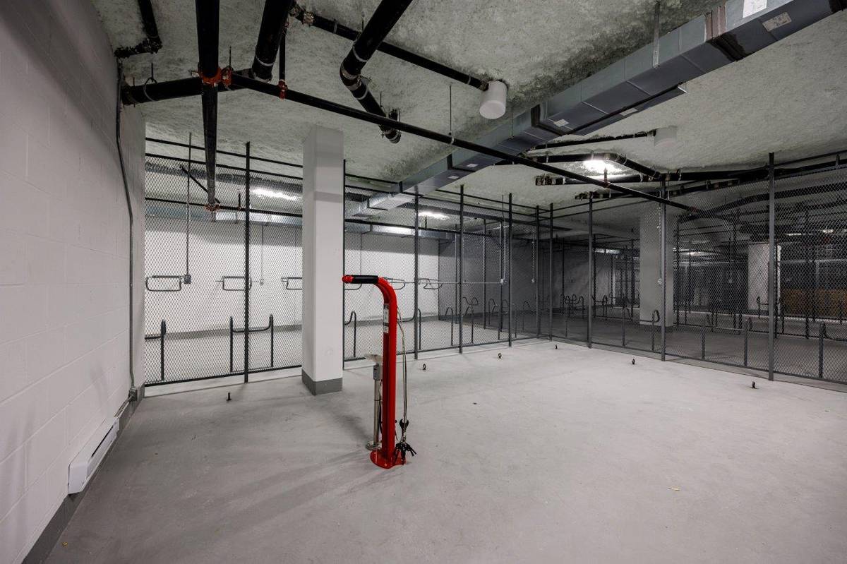 bedroom condo for rent in Port Moody ()