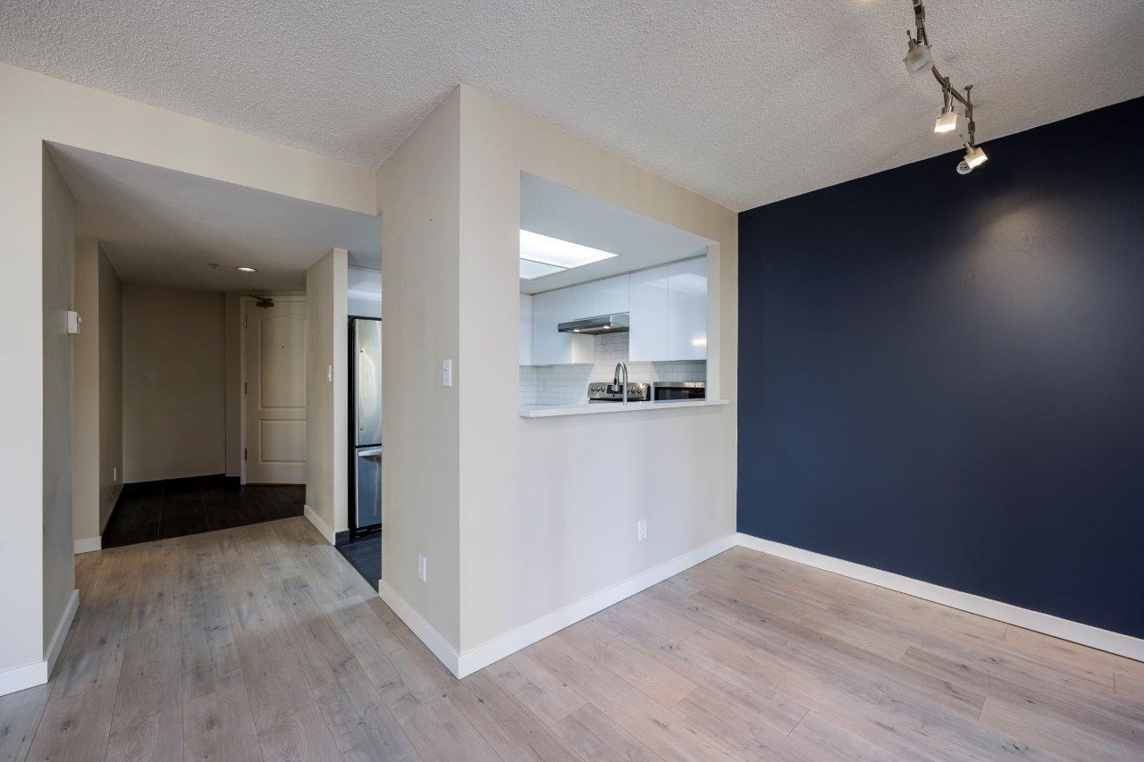bed bath condo rental in Vancouver BC ()