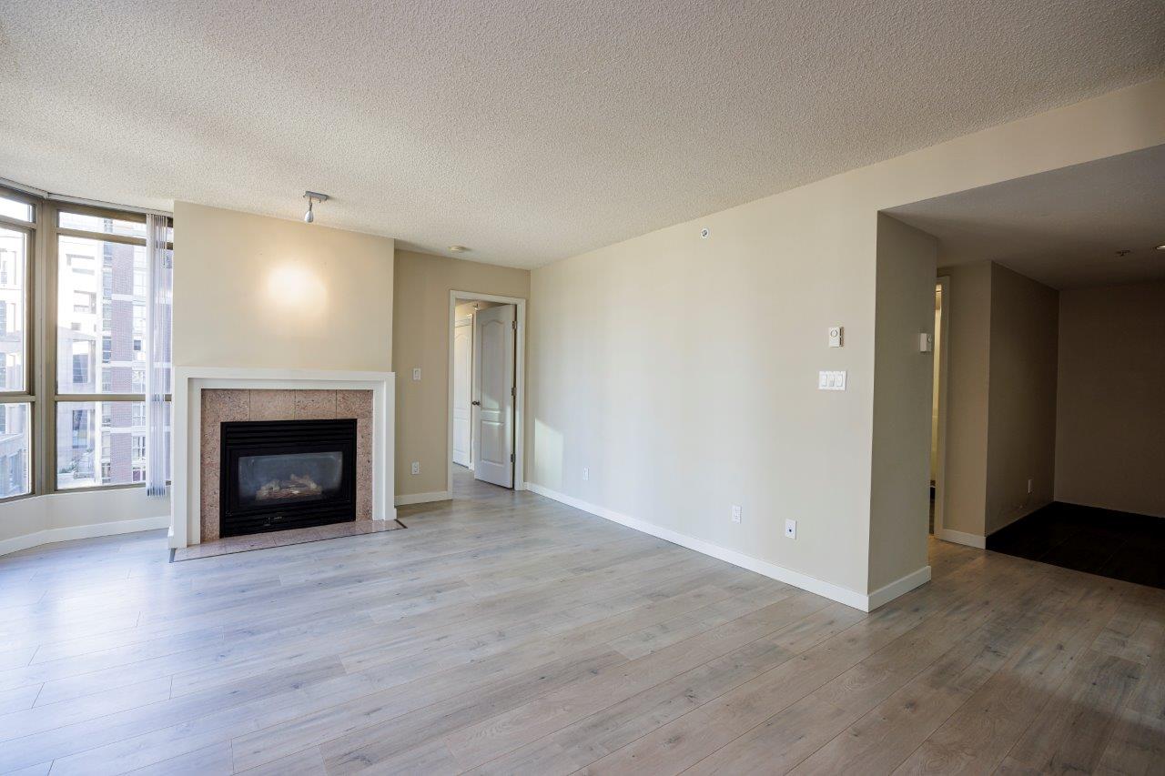 bed bath condo rental in Vancouver BC ()