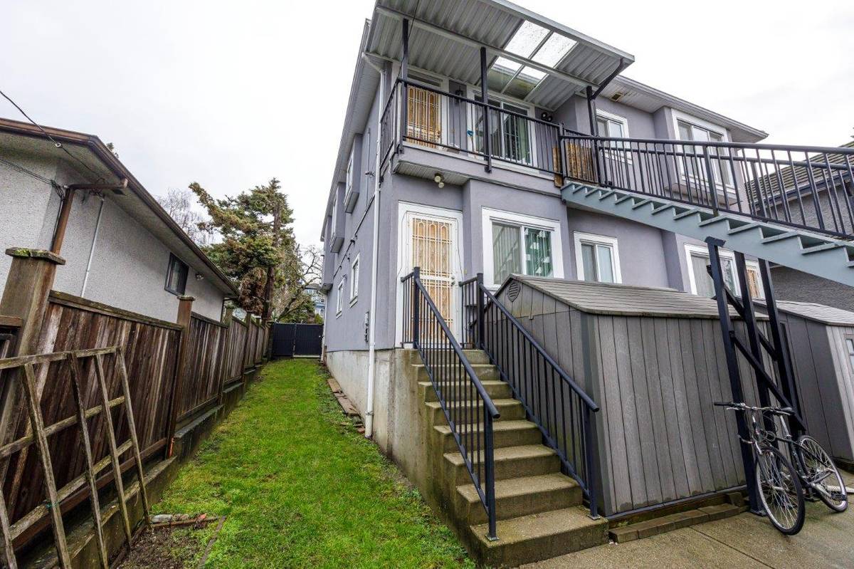 Renfrew Collingwood house for rent ()