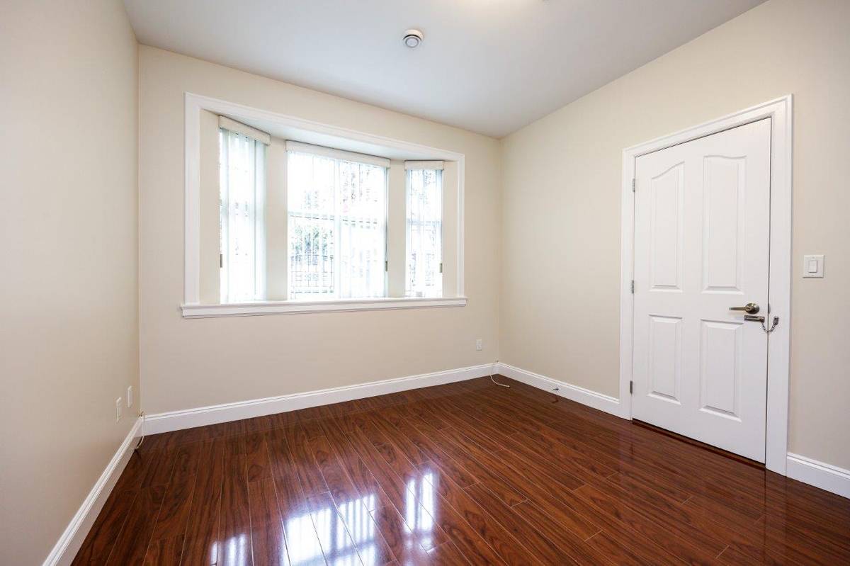 newly rented condo in Yaletown