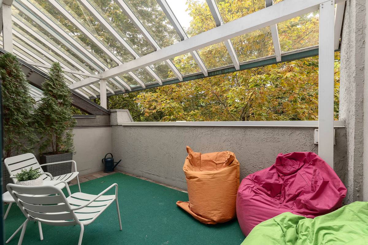 bedroom condo East Pender Vancouver BC for rent ()